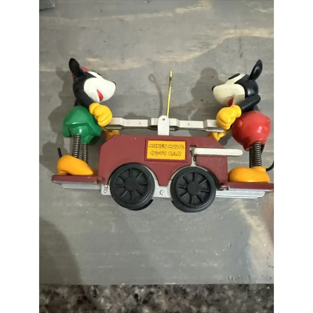 Mickey and Minnie Handcar Lionel 1998 Hallmark Keepsake Ornament DISNEY NOS
